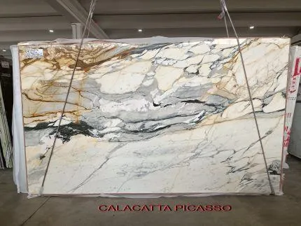 CALACATTA PICASSO marmură Maro din 🇮🇹 Italia