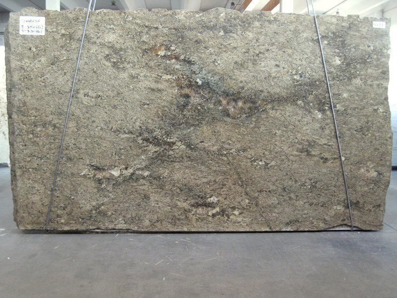 granit MOMBASA originar din 🇧🇷 Brazila MOMBASA granit Verde din 🇧🇷 Brazila
